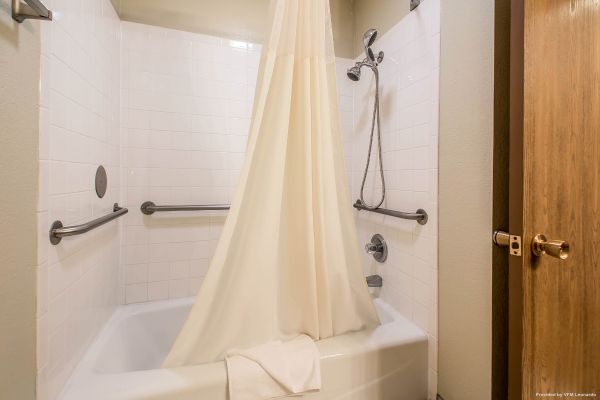 Quality Inn and Suites Decorah